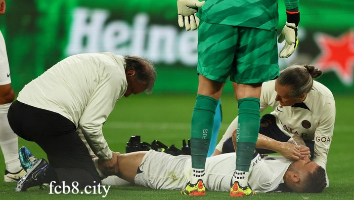 Cedera Atletik Sepak Bola Terbaru